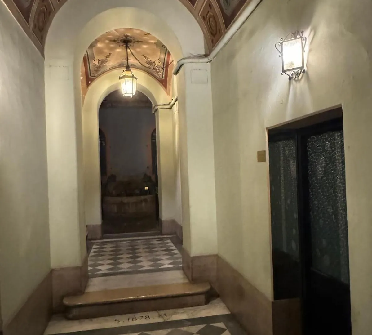 Carrozze Apartment Rome Italy